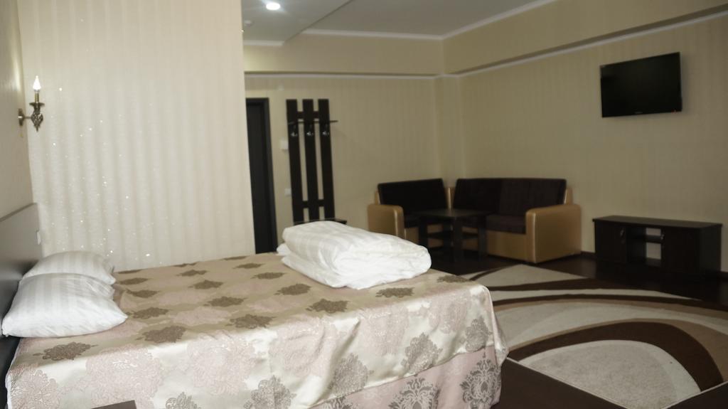 Home Hotel Astana Pokój zdjęcie