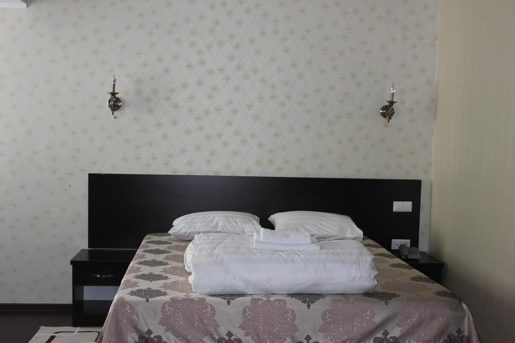 Home Hotel Astana Pokój zdjęcie